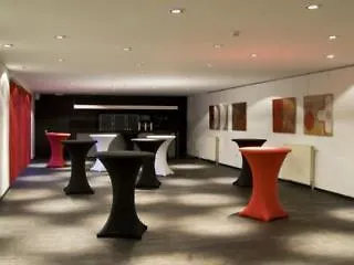 Corbie Hotel 3*