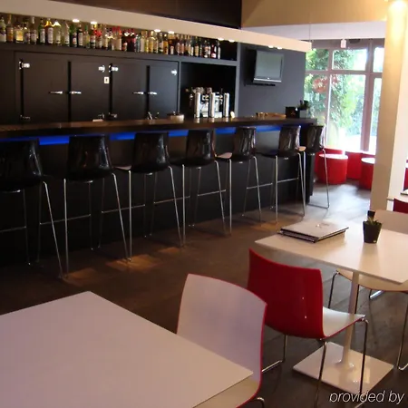 Corbie Hotel